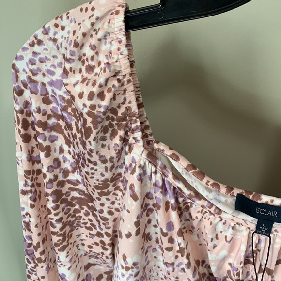 NWT Eclair L Top - Picture 3 of 8